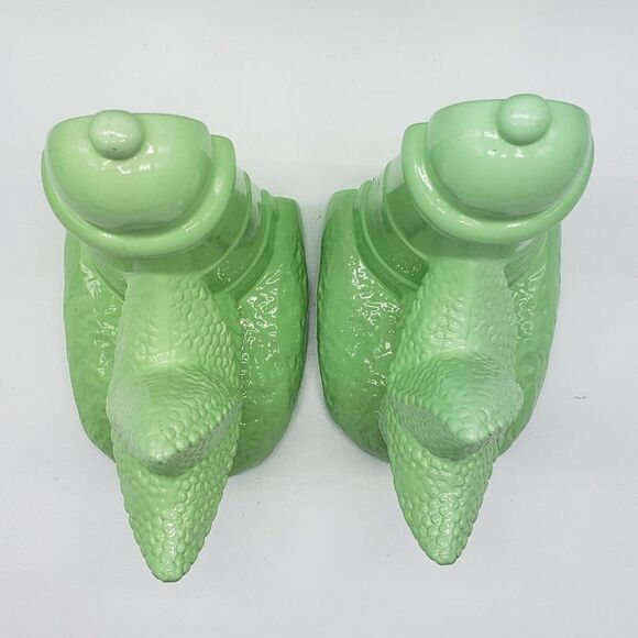 D.O.T. Furniture Lime Green Ceramic Lighthouse Starfish Set of 2 Bookends - Picture 7 of 16